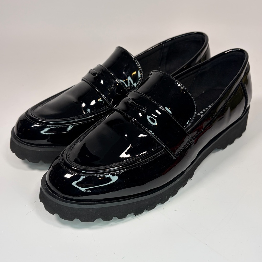 Jones New York Women's Loafters Faux Patent Black Leather Slip-On Size 9.5 EUC